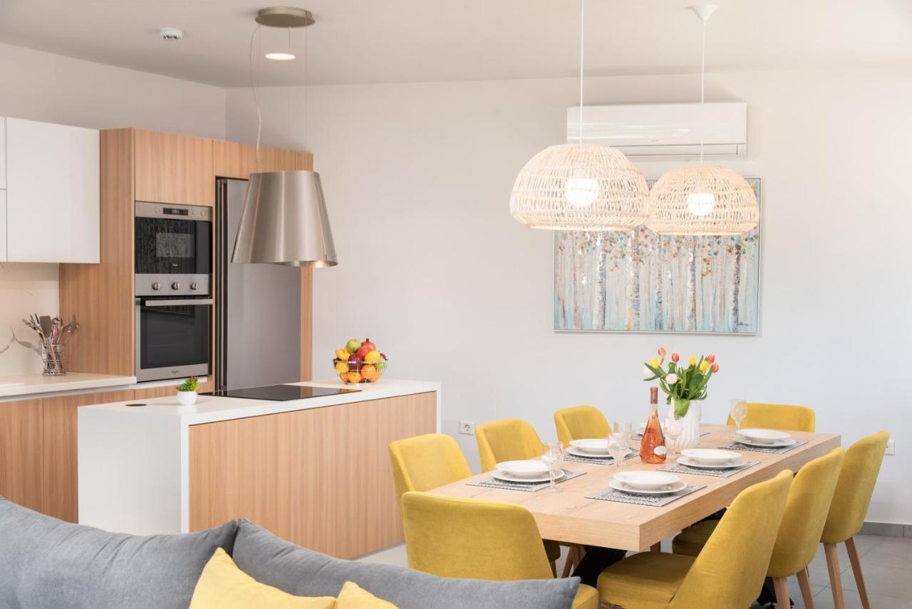Villa Ampela By Posarellivillas Agia Marina  ภายนอก รูปภาพ